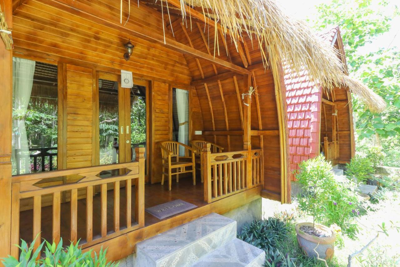 Bougainvillea Bungalow Batumadeg Esterno foto